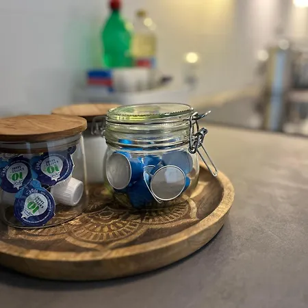 Wohlfuehl-apartment Mit Grossem Balkon, Netflix & Games 아파트 바르싱하우젠