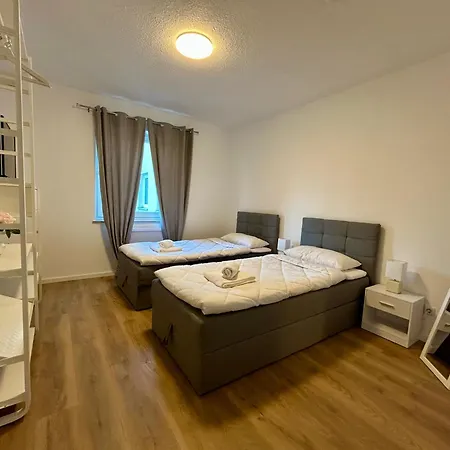 Wohlfuehl-apartment Mit Gemuetlichem Balkon *