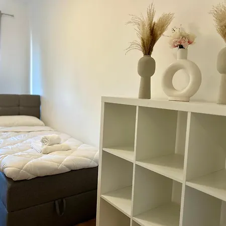 Apartment Wohlfuehl-apartment Mit Gemuetlichem Balkon Barsinghausen