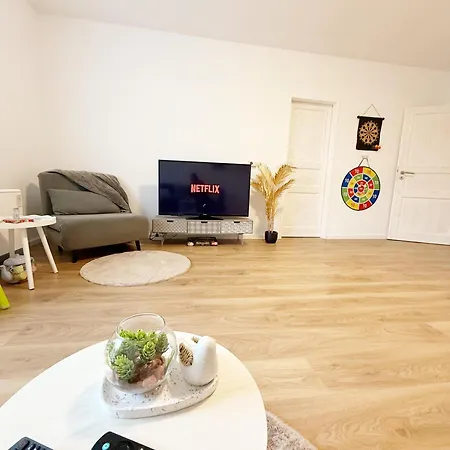 Wohlfuehl-apartment Mit Grossem Balkon, Netflix & Games 아파트 바르싱하우젠